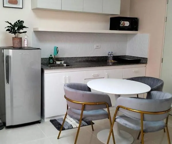 Appartamento Cozy 2br Corner Unit In A Prime Location, Your Perfect *